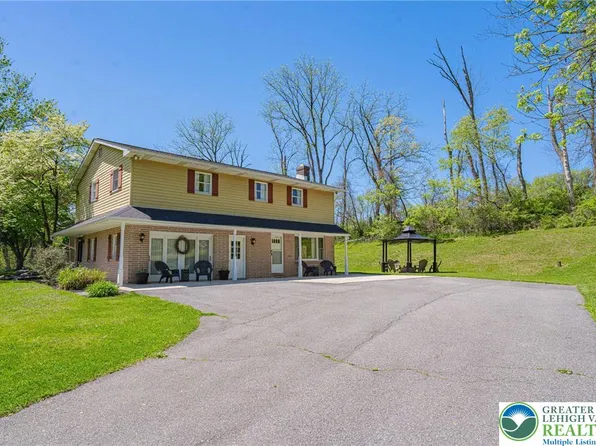 3857 Friedens Rd, Slatington, PA 18080