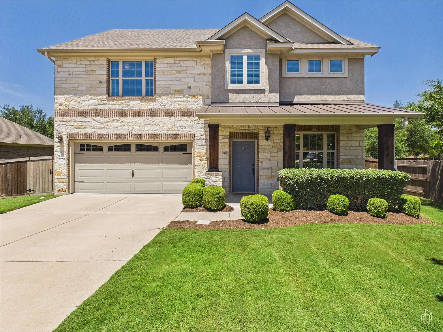 5 bed, 3.0 bath, 2420 sqft, $2,750 — Photo 1