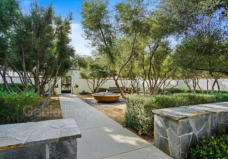 26261 Prima Way #COMML STUDIO — Photo 11