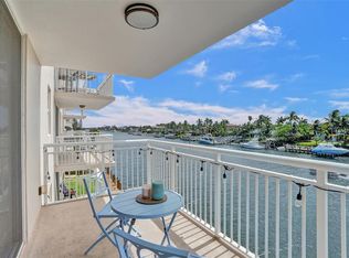 1050 Hillsboro Mile APT 305W, Pompano Beach, FL 33062