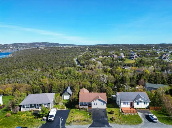 91 Motion Drive, Torbay, NL A1K1B1