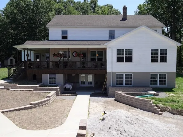 5300 Ensign Rd, West Farmington, OH 44491