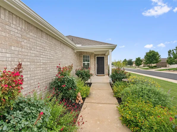 400 Fannin Ct, Georgetown, TX 78633