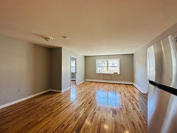 5th image of 214 Beach 91st St #2