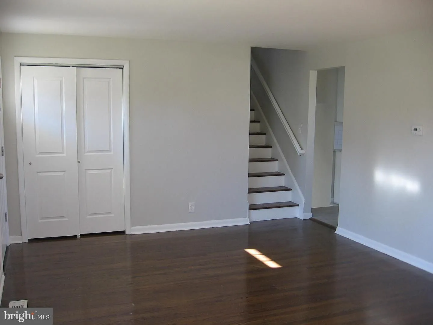 Fantastic split level single family home! — Photo 4