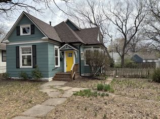 1820 SW Randolph Ave, Topeka, KS 66604