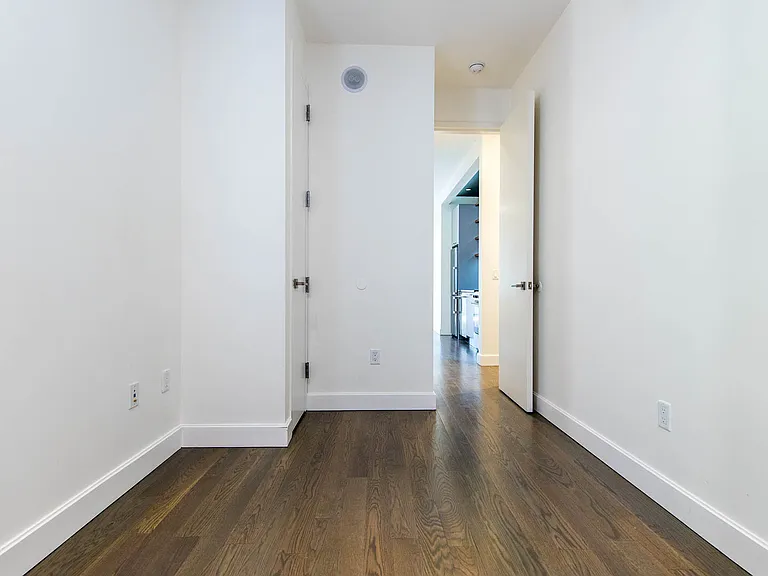 21 Monitor St #2G — Photo 4