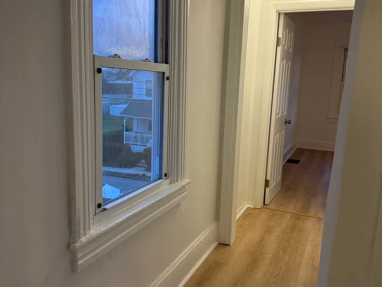 35 Harding Ave — Photo 27