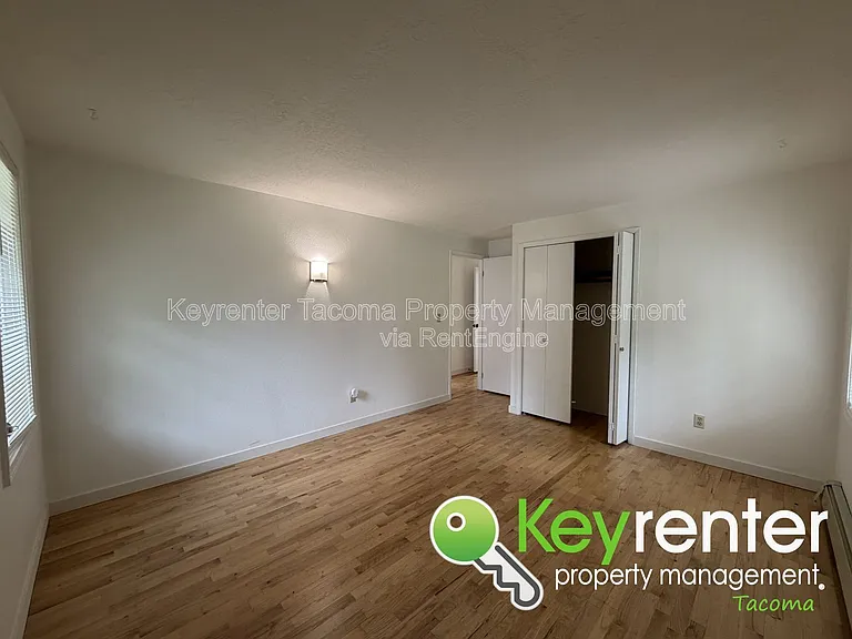 629 Sandra Lee Ct SE — Photo 10