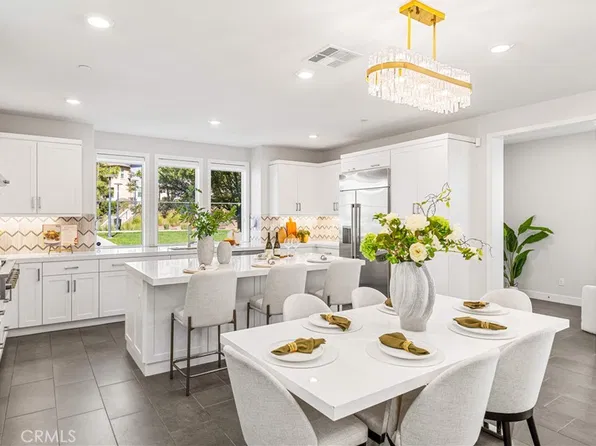 238 Chorus, Irvine, CA 92618