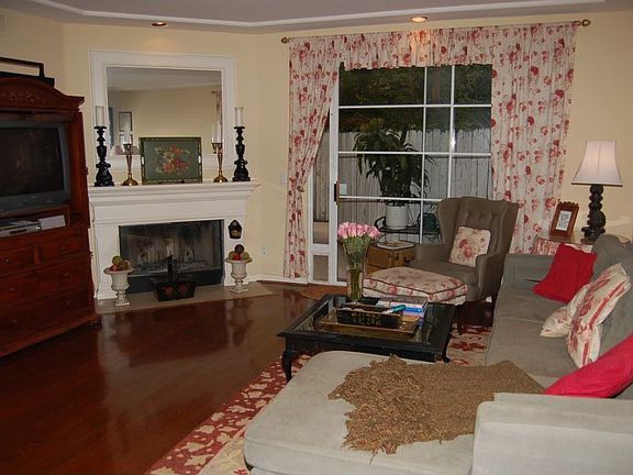 5th image of 1875 S Beverly Glen Blvd APT 104