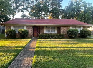 2005 Wellington Dr, Pine Bluff, AR 71603