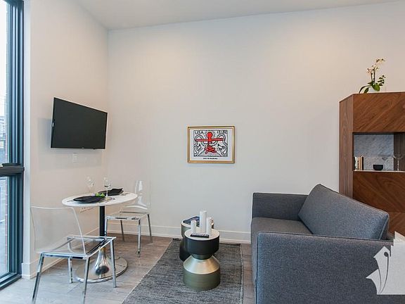 5th image of 847 N Larrabee St #303