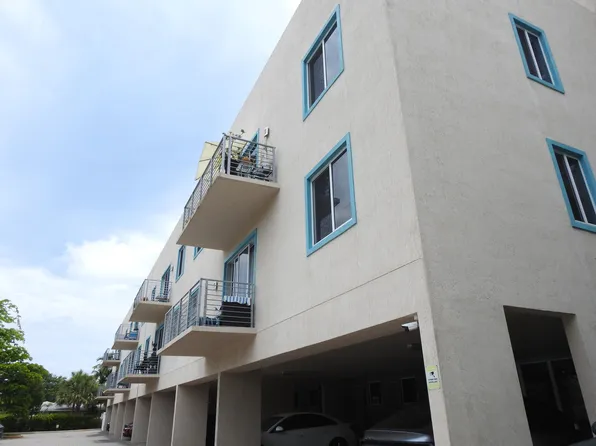 1550 NE 34th Ct, Fort Lauderdale, FL 33334