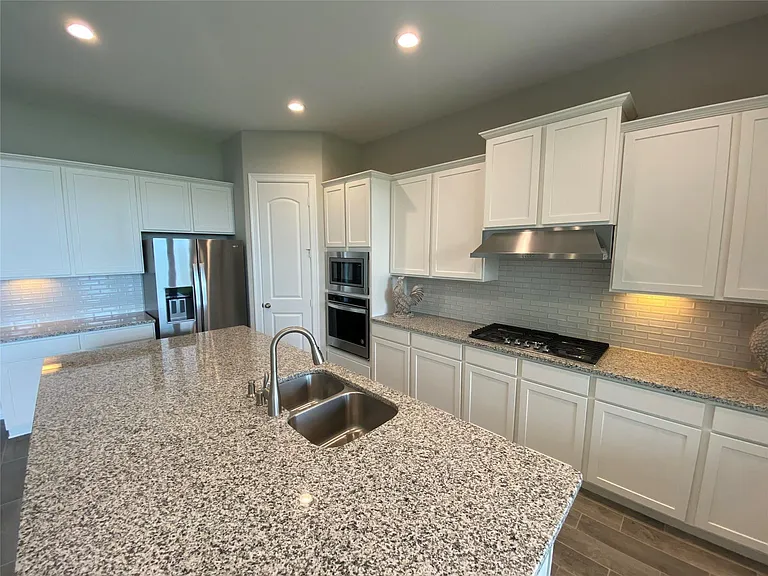7414 Evelyn Grove Dr — Photo 10