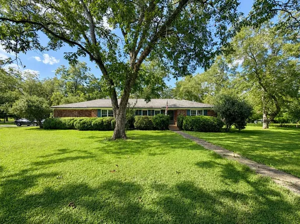 4917 Holly Hill Rd, Albany, GA 31721