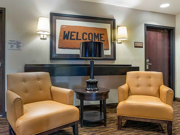 Lobby and Guest Check-in