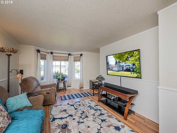 5th image of 10016 NE 129th Ave