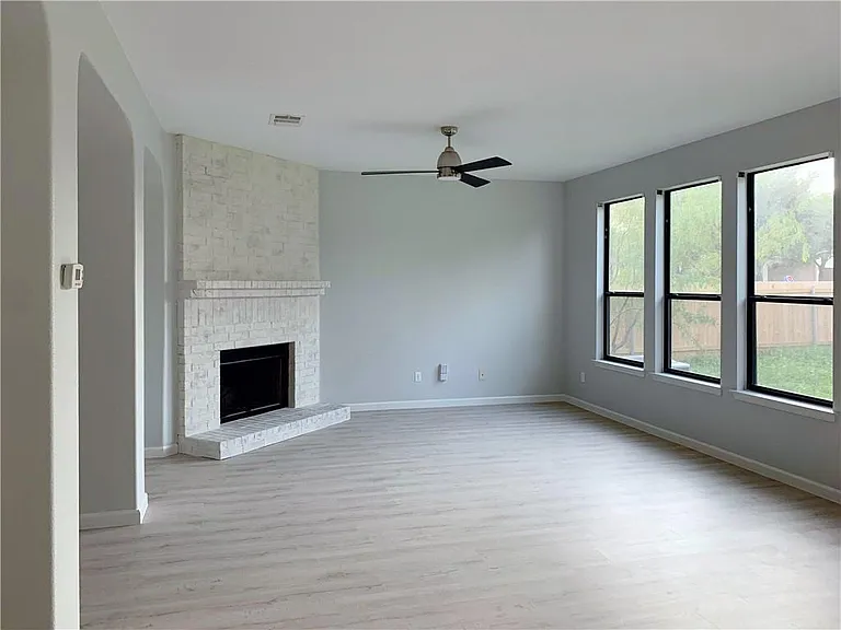 2101 Sage Canyon Dr — Photo 31