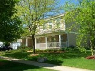 321 Twin Creeks Dr, Bolingbrook, IL 60440