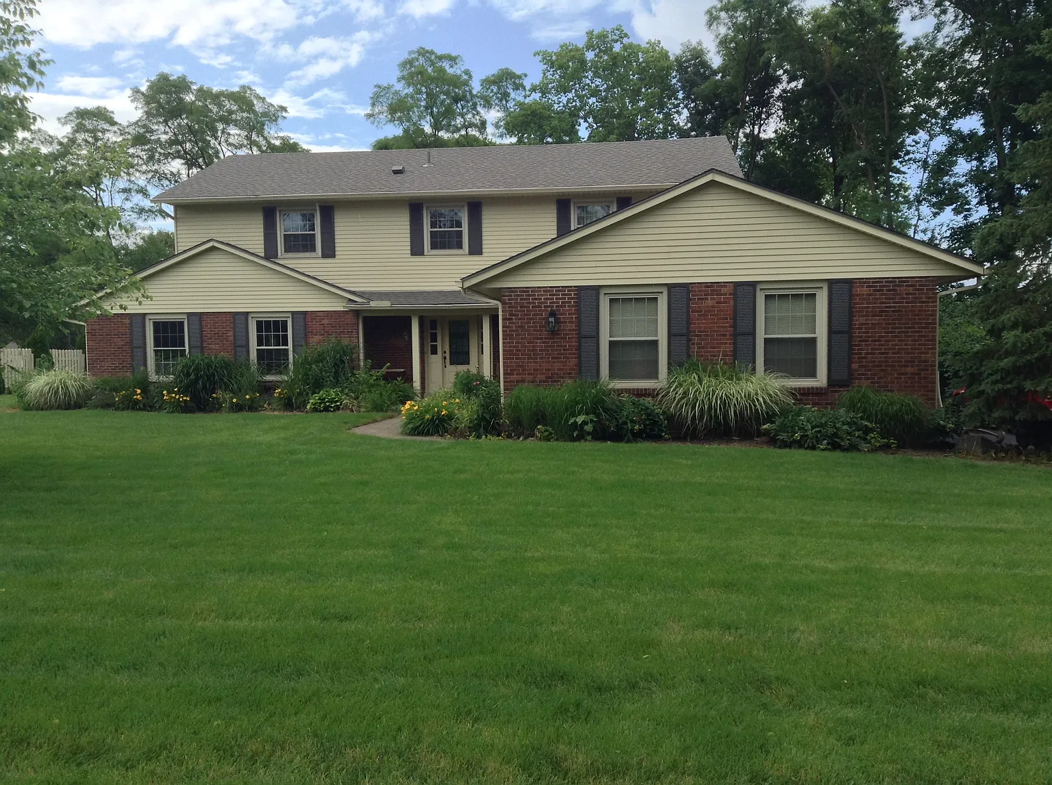 505 Cottonwood Ct photo 1