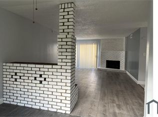 3695 N Cedar Ave, Fresno, CA 93726