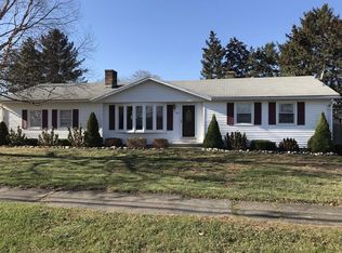 291 River Rd, Agawam, MA 01001