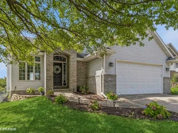 753 Tipperary Rd, Iowa City, IA 52246