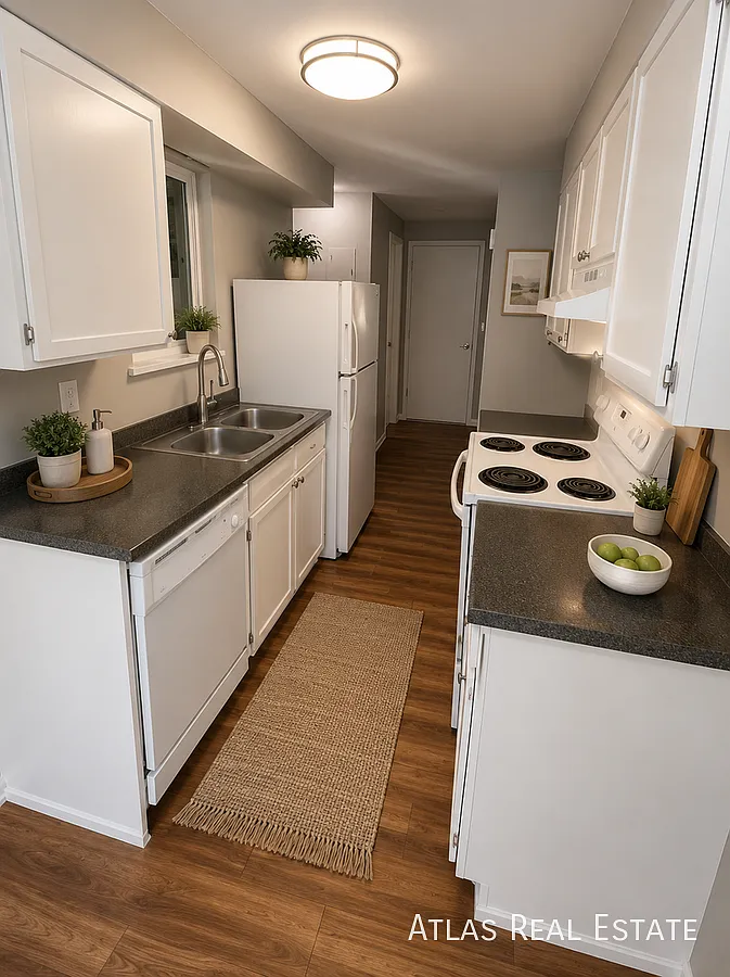 New Low Price!! Beautiful Remodeled 1 Bedroom 1 Bath In Arvada! — Photo 4
