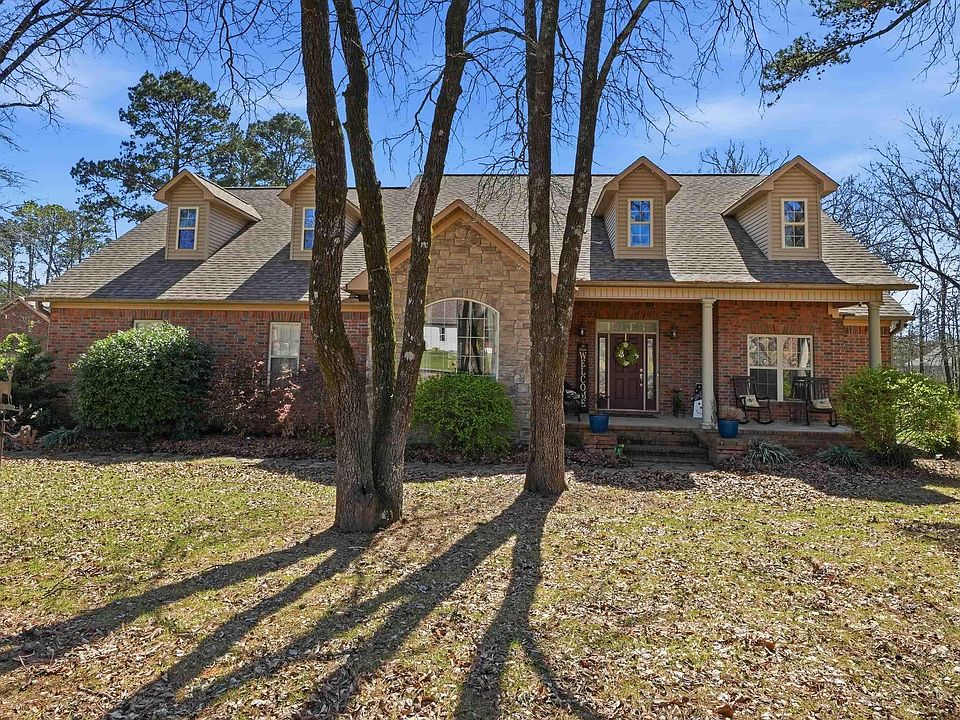 1st image of 2835 Glohaven Dr