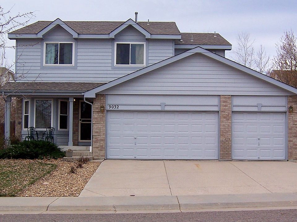 Front view of property