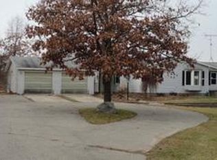 2450 S Greenville Rd, Greenville, MI 48838