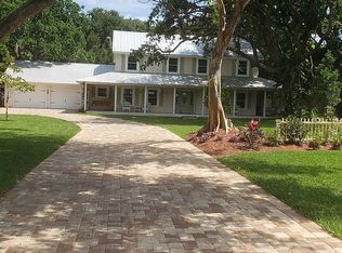 2096 Magnolia Ln, Vero Beach, FL 32963