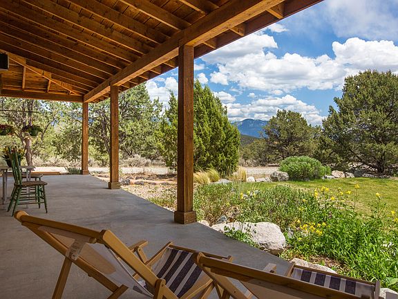 2nd image of 27 Spanish Peaks Rd