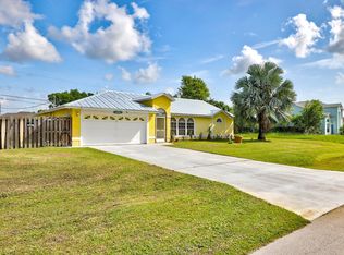 2142 SE North Blackwell Dr, Port Saint Lucie, FL 34952