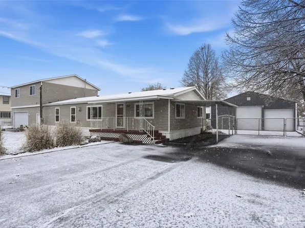 17705 Boone Avenue, Greenacres, WA 99016