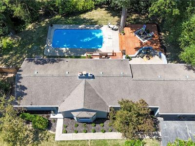 9440 Manor Rd, Leawood, KS, 66206