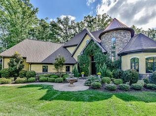 8403 Skye Lochs Dr, Waxhaw, NC 28173