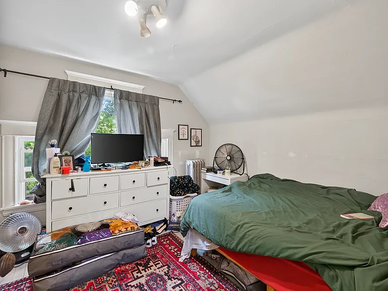 2404 Lyndale Ave S #3 — Photo 24
