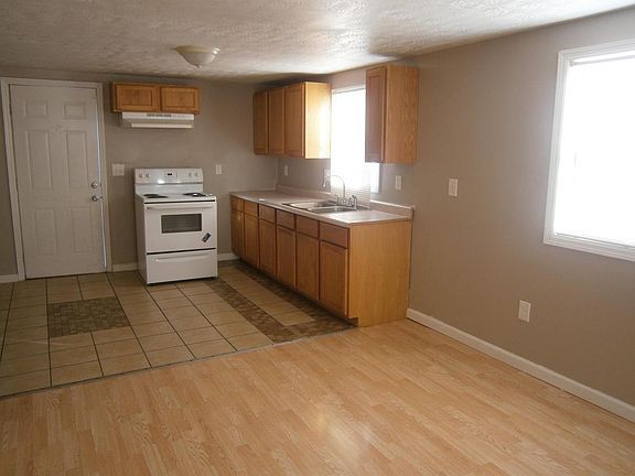 2nd image of 4827 Midway Ave
