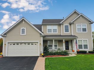 2851 Geneva Ln, Lake In The Hills, IL 60156
