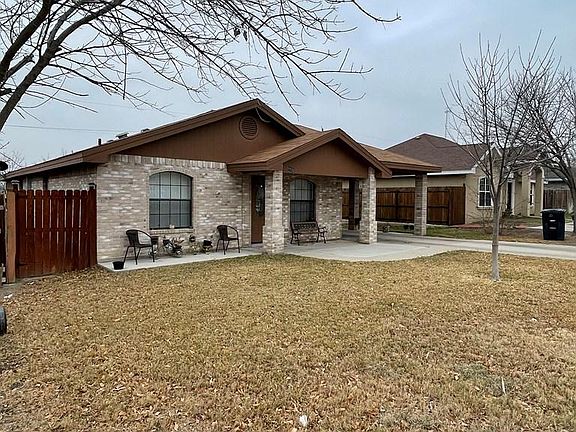 3rd image of 1132 Lazar Dr