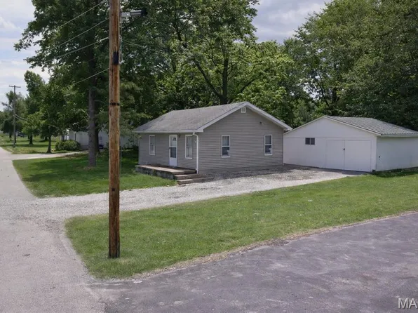 2272 Carol St, Cahokia, IL 62206