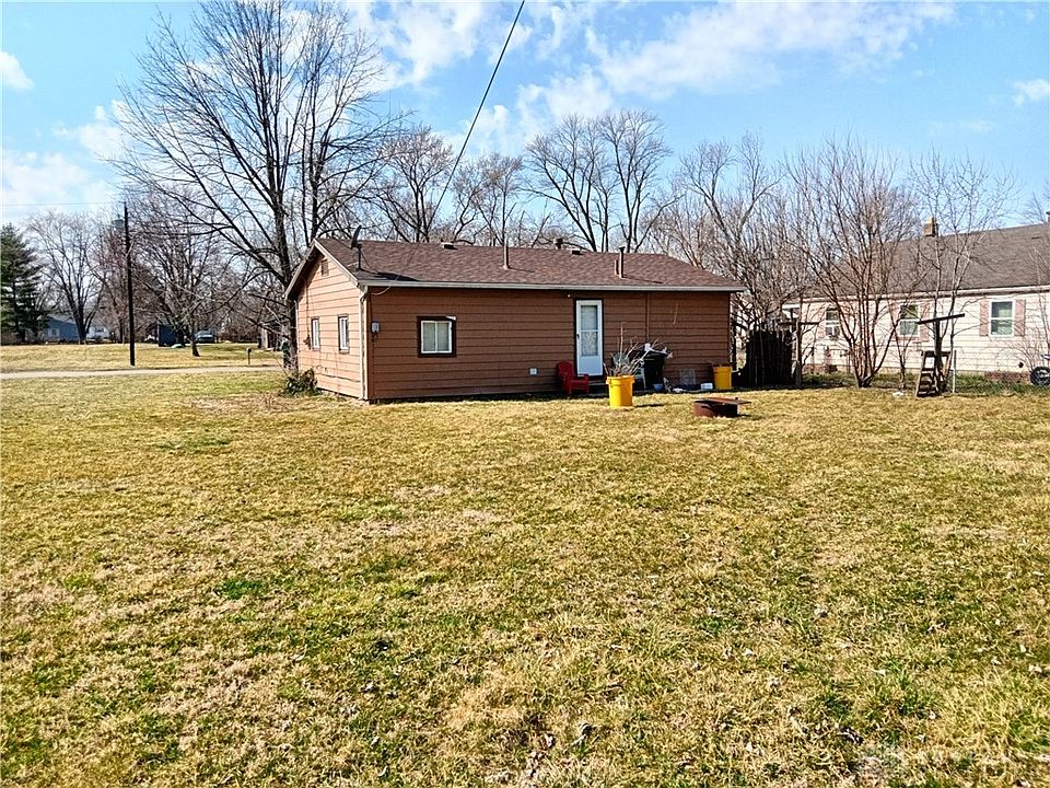 2nd image of 3111 Rufus St