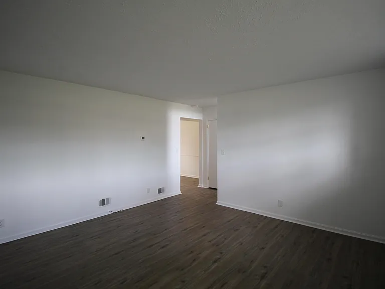 2015 Garden Springs Dr — Photo 13