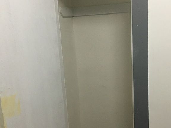 3rd image of 110 Martense St APT 1B