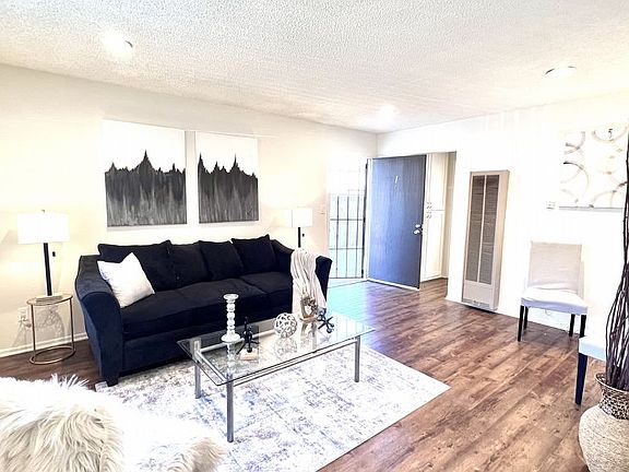4th image of 1520 W 224th St #1