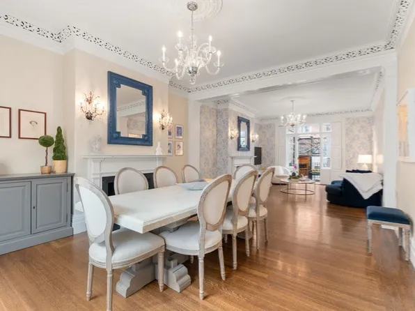 41 Chestnut St, Boston, MA 02108