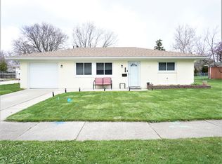 29926 S Stockton Dr, Farmington Hills, MI 48336