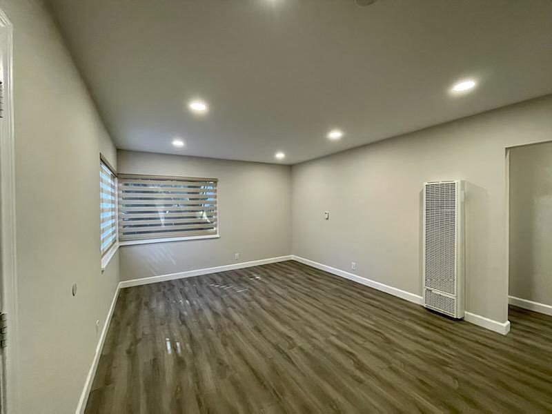 1st image of 1533 Yale St APT D